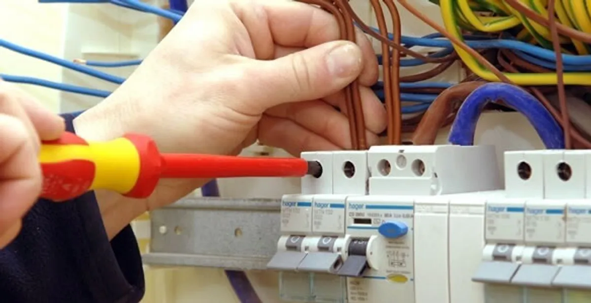 electrician services performing professional electrical panel wiring and connections in Charleston, SC