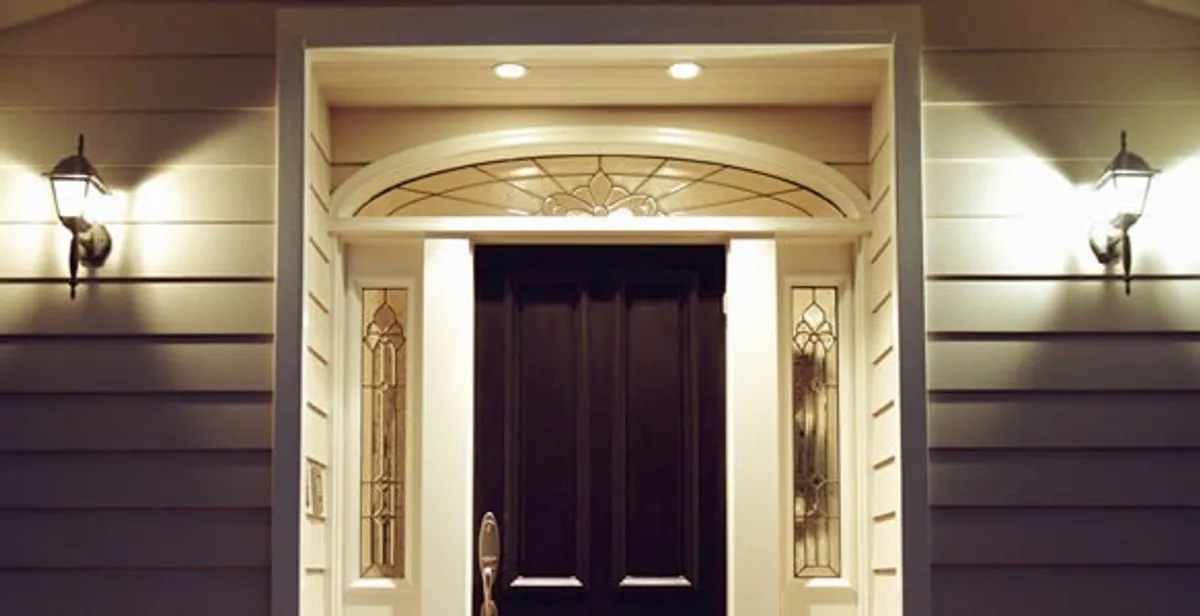 security light installation services with professionally installed entryway lighting in Charleston, SC